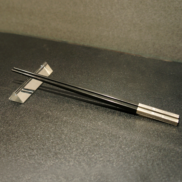 オールドバカラ「ナイフレスト4本セット」《アンティックかとう》