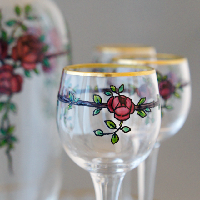 オールドバカラ「エナメル彩 薔薇文様 リキュールセット