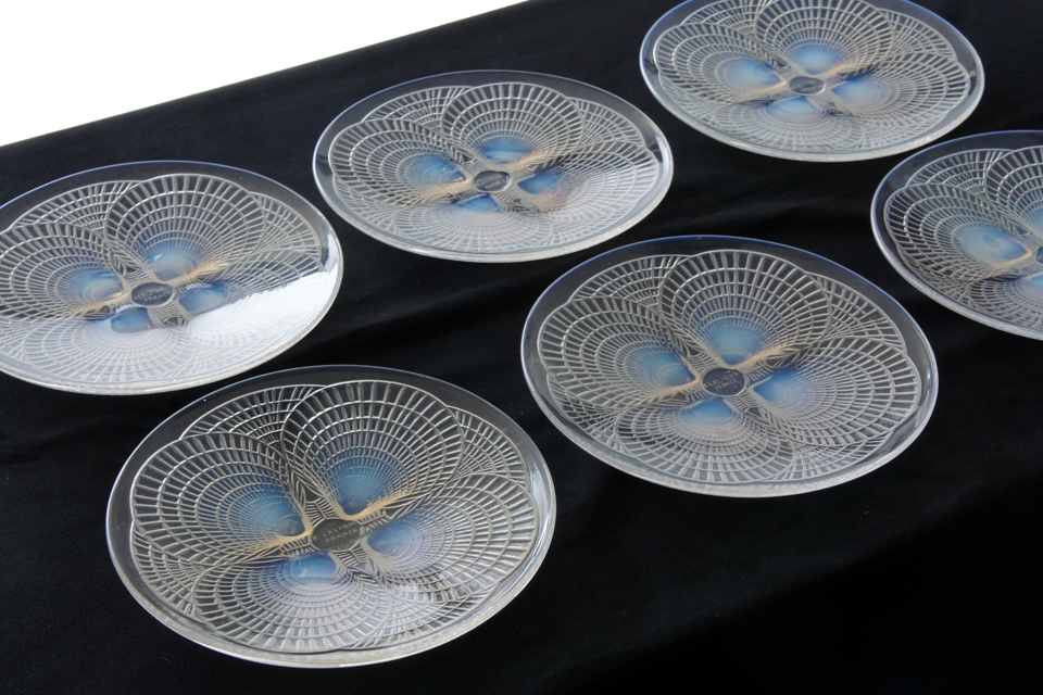 ルネ ラリック R LALIQUE 雛菊文 パチネ彩色 飾り皿 美品