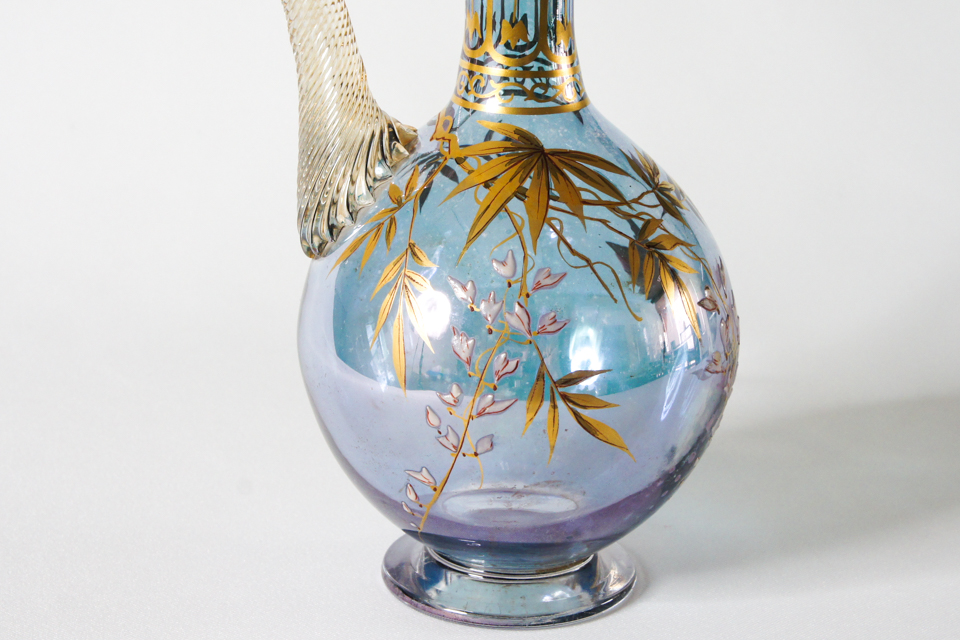 オールドバカラ「ジャポニズム 藤に雀文 ラスター彩 リキュールボトル