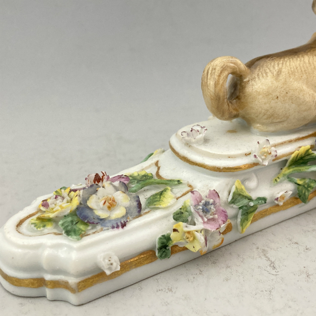 マイセン「ペーパーウェイト「パグ」」《アンティックかとう》