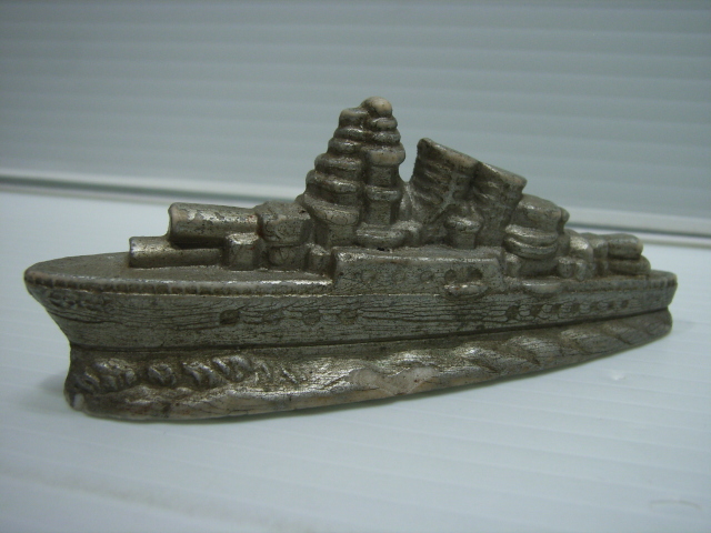 希少☆江崎グリコ おまけ 軍艦 9．4cm 53．8g 当時物 戦艦