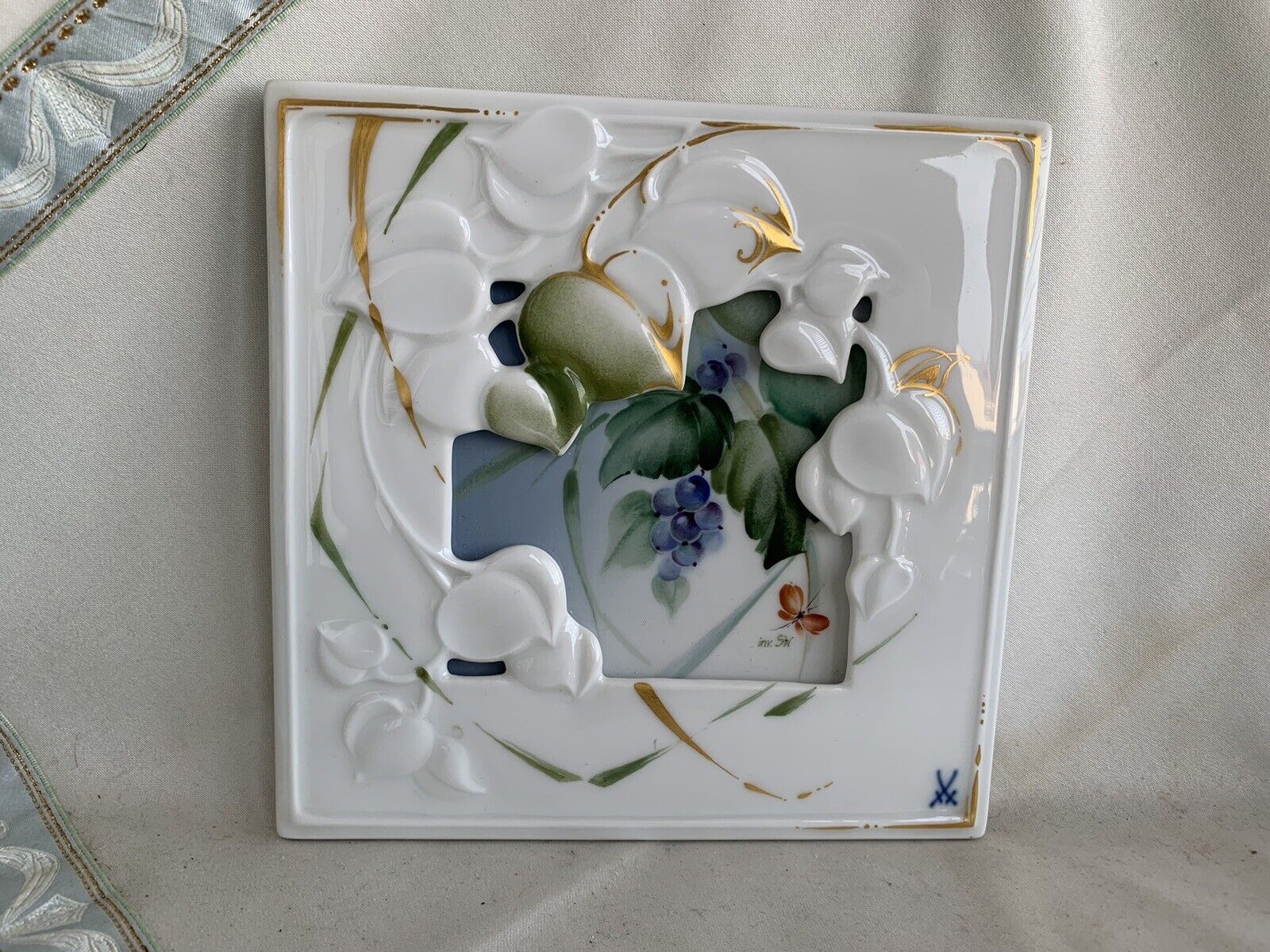 Meissen マイセン 小花 リーフ レリーフ 金彩 飾り皿/大皿/深皿 33cm