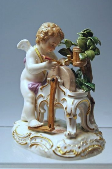 □ケンドラー・コロンビーヌ□14cm◇左手の一部修復あります