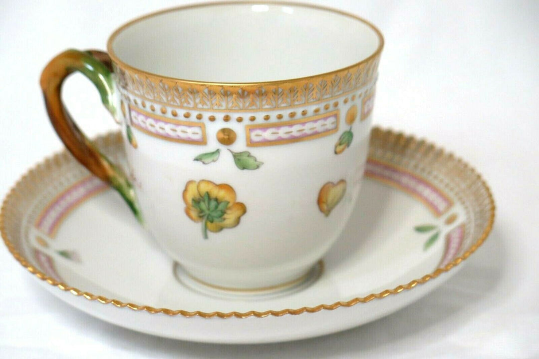 ROYAL COPENHAGEN ロイヤルコペンハーゲン フローラダニカ ブローチ