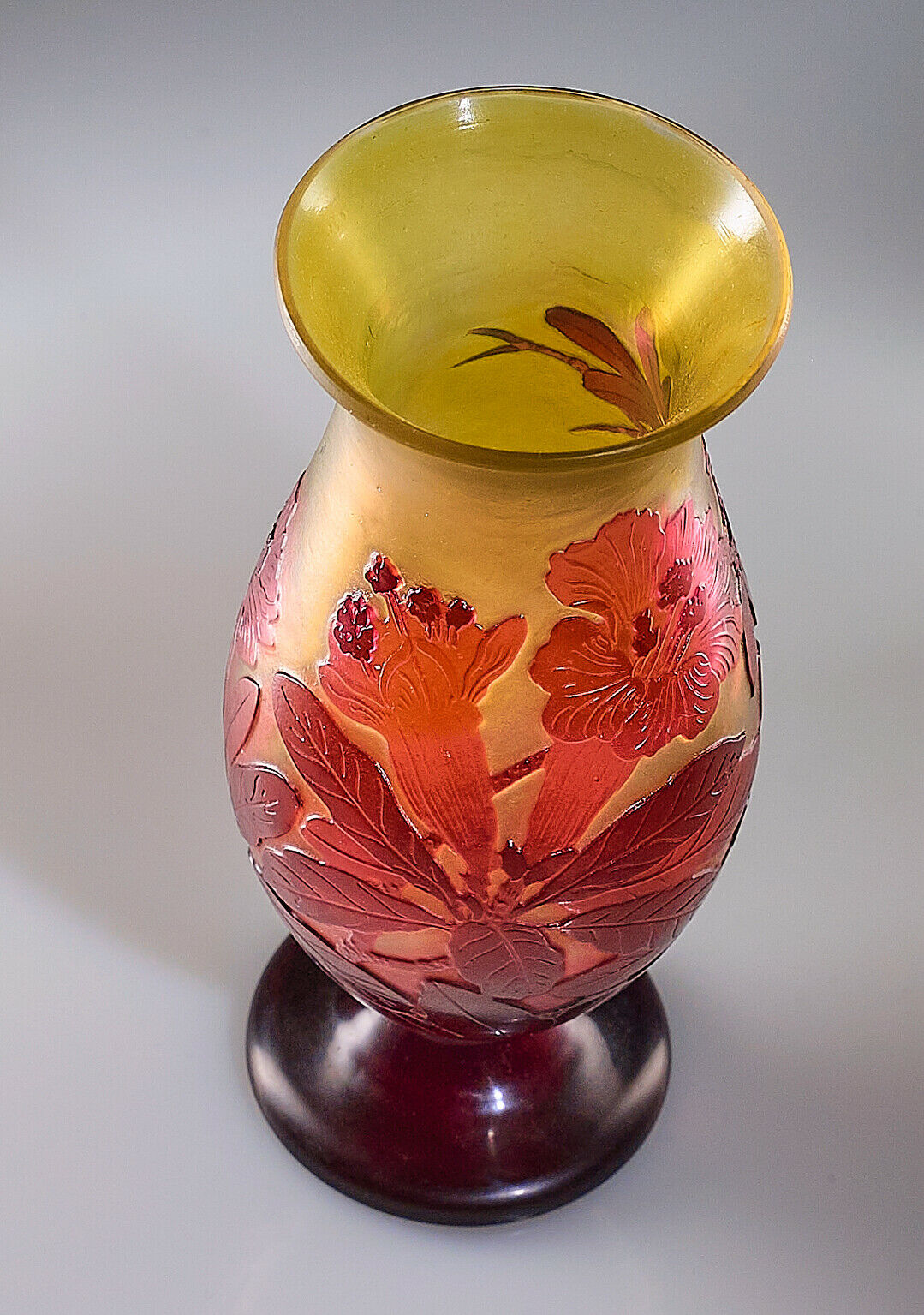 エミールガレ アールヌーヴォーピンクの花が描かれたガラス花瓶