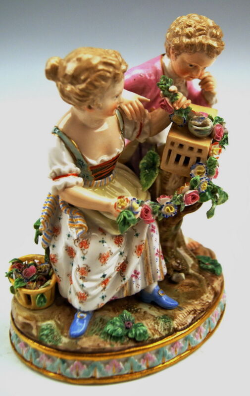 りんごミカンマイセン(Meissen)フィギュリン『葡萄を持つ庭師の少女