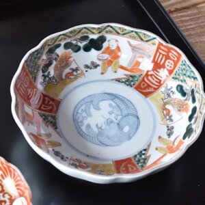 明末清初時代 木製珍獣花草文蒔絵二段小物入れ 漆器 時代物