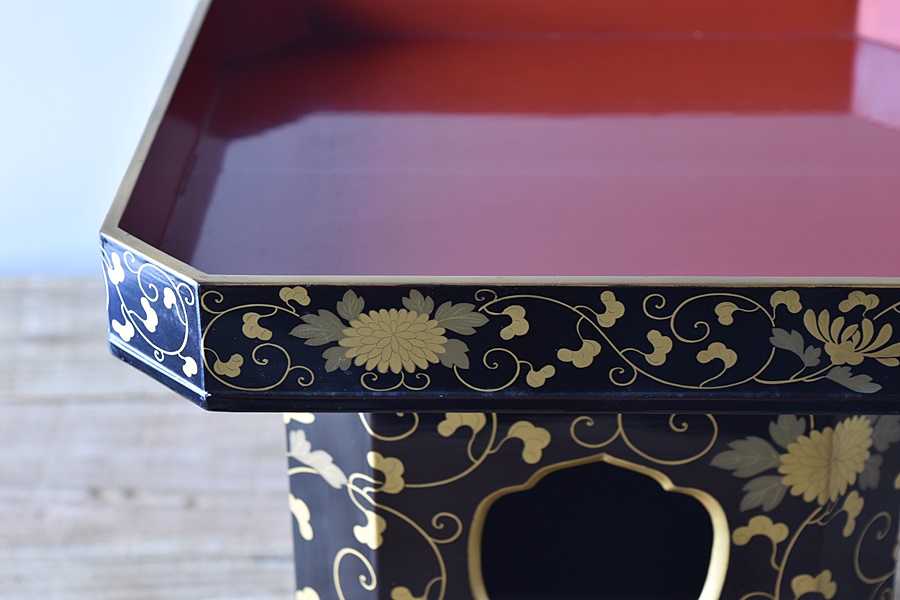 唐草蒔絵 三宝 高25.5cm 木製 朱塗 三宝台 金蒔絵 仏具【MA685】 唐草