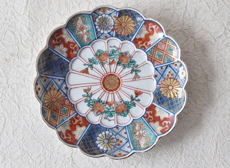 大聖寺伊万里 金襴手 寿紋に輪花楕円変形皿 大振向付