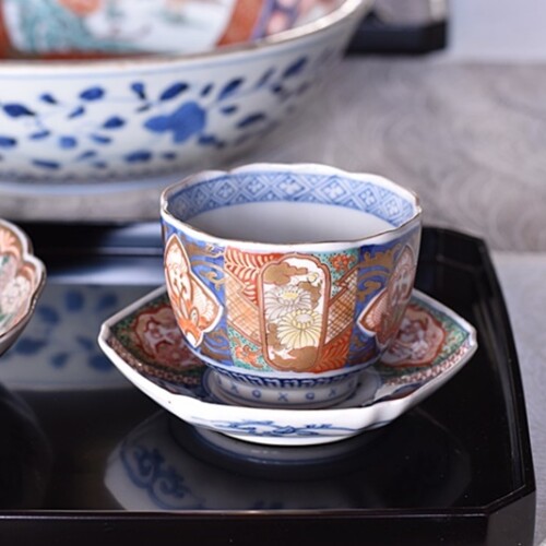 伊万里 色絵 鶴亀松竹梅 変形皿 - 生活骨董と古布のアンティーク