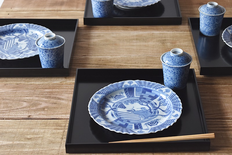 骨董 アンティーク 古伊万里 染付 芙蓉手 飛蝗図 七寸皿 箱付き 渦福