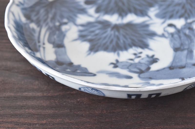 古伊万里 染付 竹林賢人図 輪花型 七寸皿 - 生活骨董と古布の