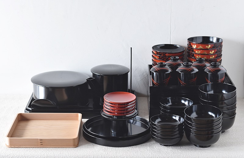 ◇ 茶道具 茶道具 茶懐石 懐石道具 【利休形 黒漆塗懐石道具一式揃 】