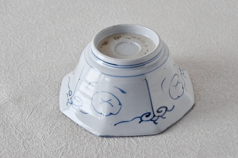 古伊万里 染付 草花模様 八角鉢 - 生活骨董と古布のアンティーク