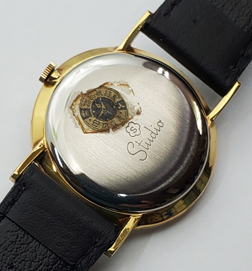 STUDIO・スイス製・紳士用手巻き・デッドストック・1960年代