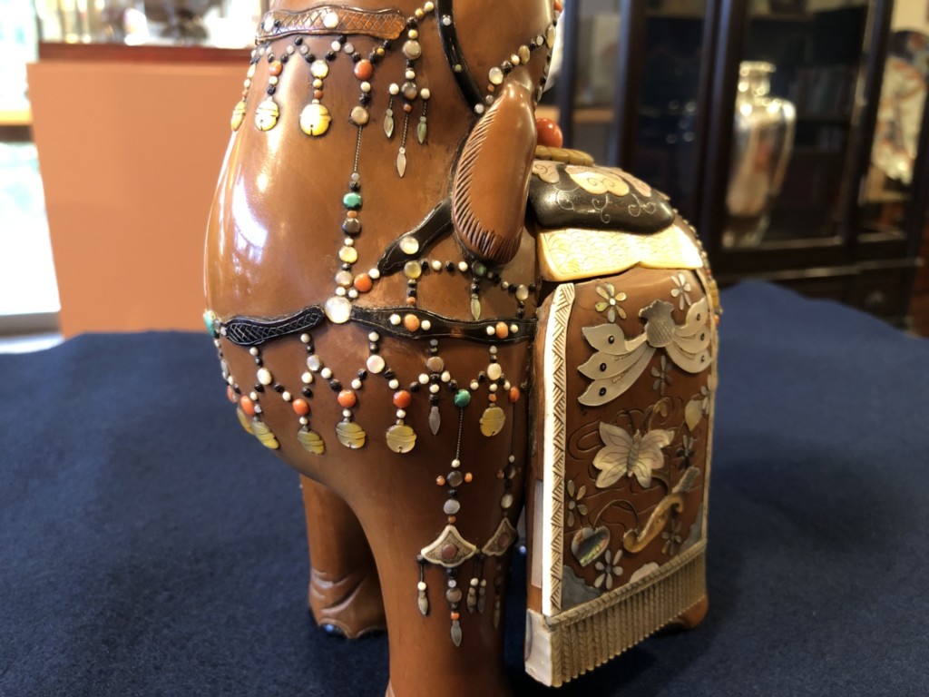 動物たちの生きる姿を描いた骨董品 - 古好屋 ブログ