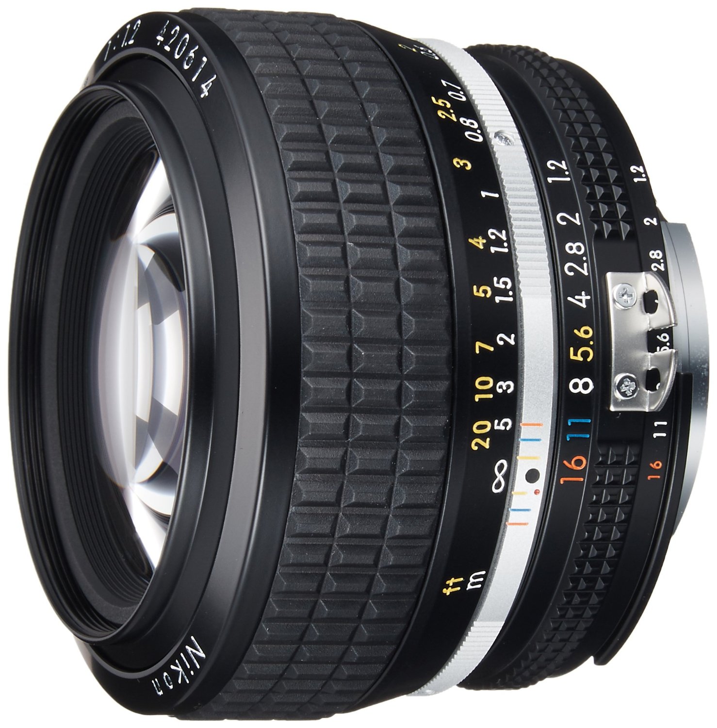 Ai Nikkor 50mm f/1.2S FXで柔らかいボケを楽しむレンズ【評価・作例
