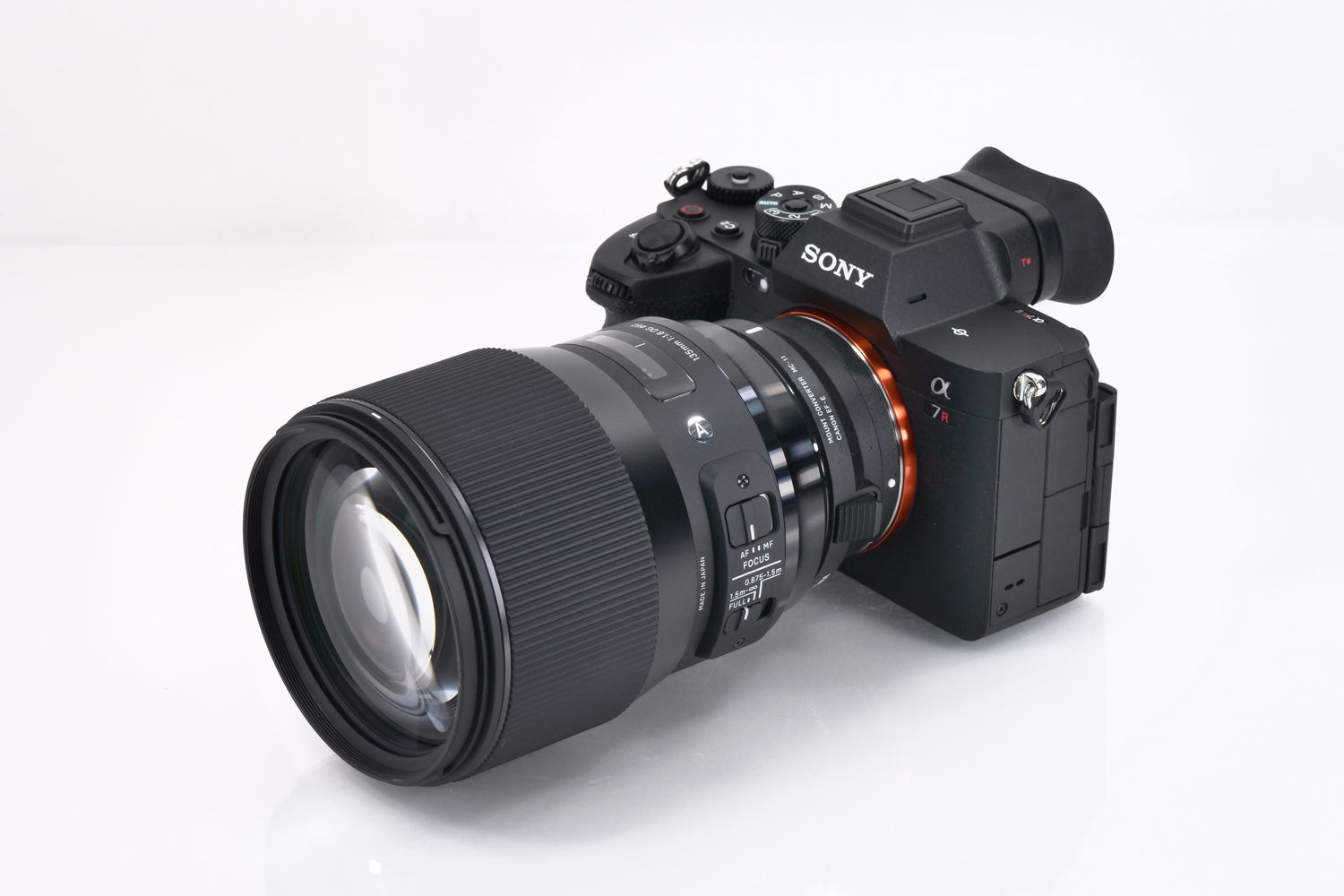 シグマ 135mm F1.8 DG HSM キヤノンEFマウント用が生産完了 - とるなら