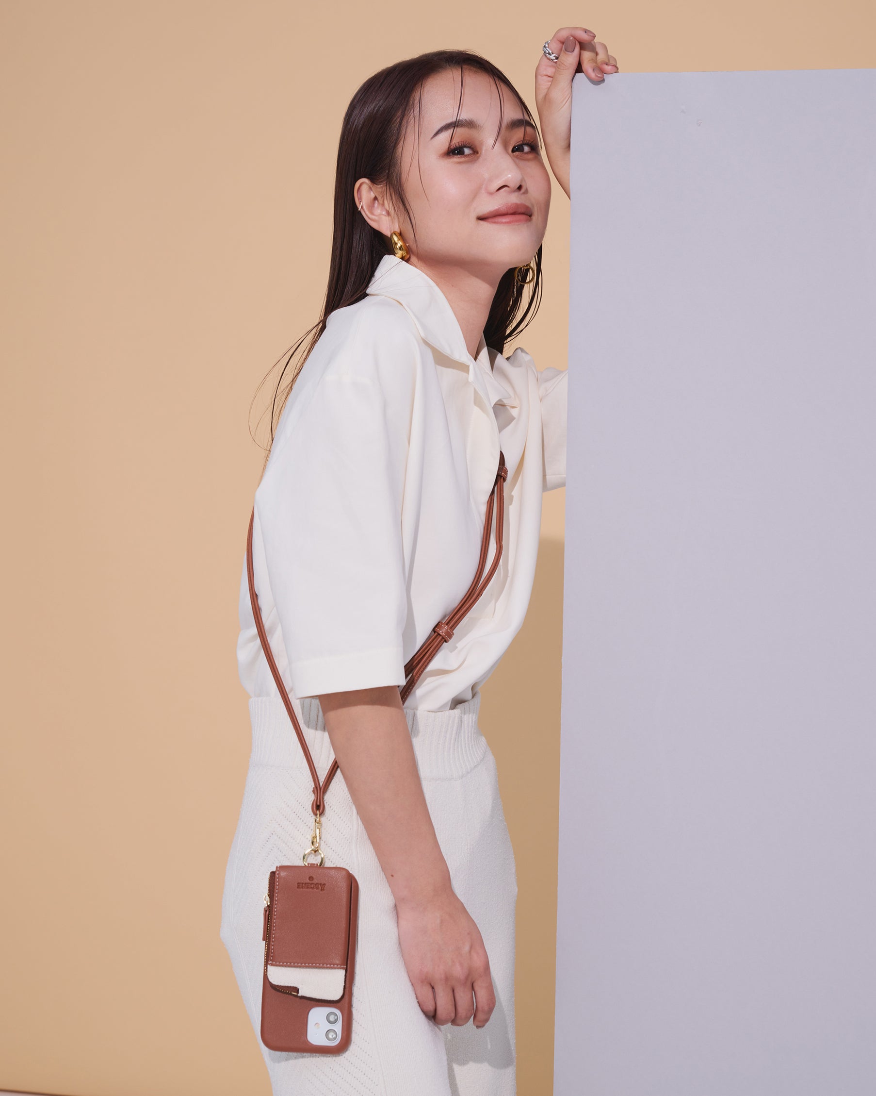 A SCENE AOIIHARA iPhoneケース スマホバッグ 【公式通販】