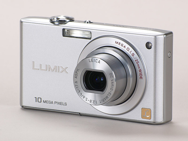 ASCII.jp：広角25mmのワイド画角が魅力 松下電器産業「LUMIX DMC-FX35