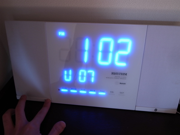 ASCII.jp：光で時刻がわかる、Bluetoothスピーカーにもなる「TOKIOTO