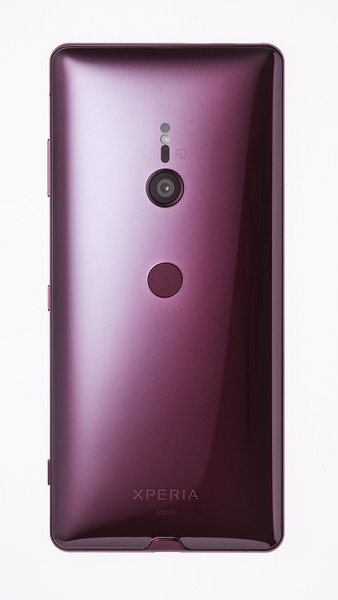 ASCII.jp：縦長で美麗な有機EL搭載のau版「Xperia XZ3」をレポ