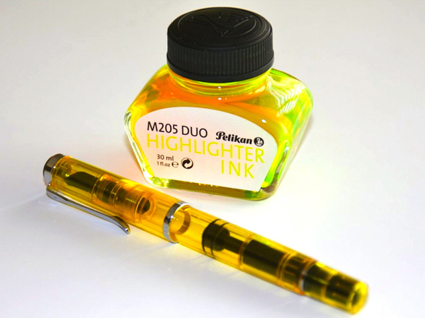 ASCII.jp：ペリカン「M205 DUO イエローデモンストレーター」は買いだ