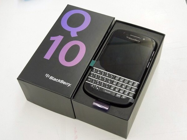 ASCII.jp：BlackBerry最新作「BlackBerry Q10」のお値段は？