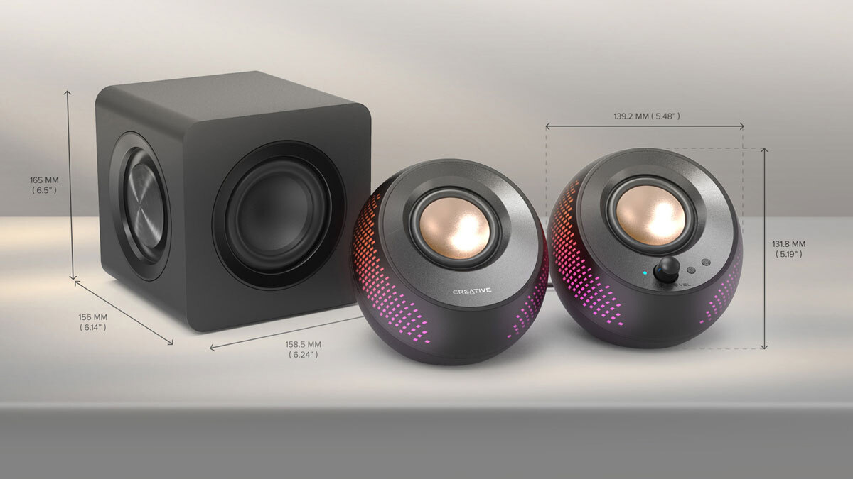 クリエイティブ、球形で2.1ch再生もできるデスクトップUSBスピーカー