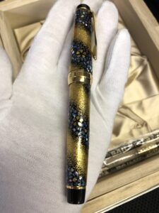ホーム最新買取実績 ▽セーラー 内閣総理大臣 特別慰労品 万年筆 蒔絵