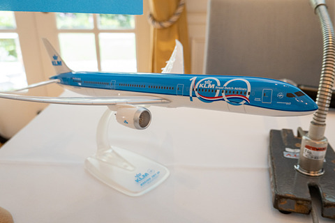KLM オランダ航空 日本就航100周年記念モデルプレイン 1/200 KLM