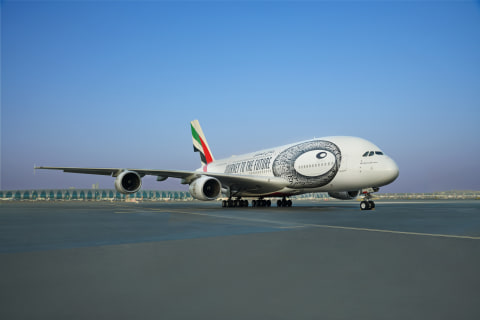 エミレーツ航空、ドバイ「未来博物館」特別デザインのA380を運航
