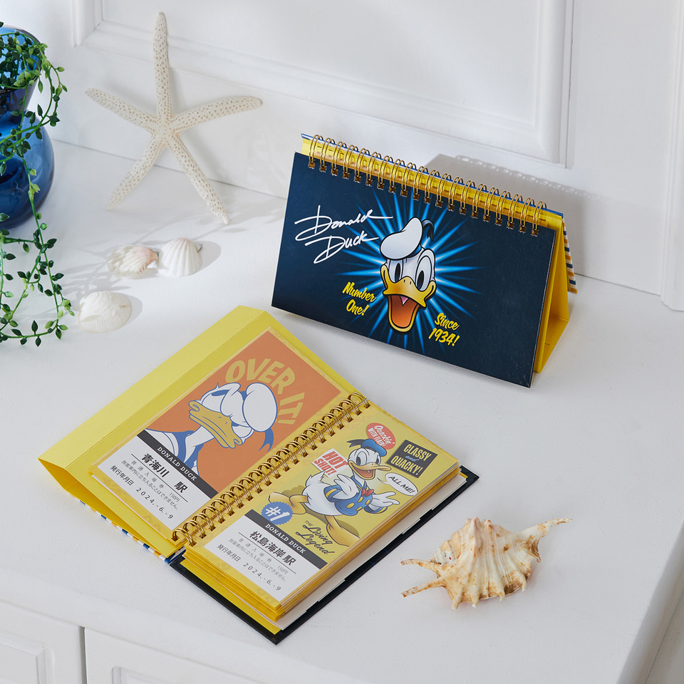 ディズニー×JR東日本、ドナルド90周年の記念入場券。お祝い柄チケは“海