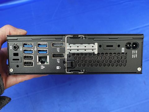 第10世代Core搭載のミニPC「ESPRIMO Q7010/E」が44,800円！中古PC