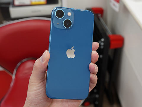 iPhone 13 miniの訳あり中古品が55,000円から！秋葉原で数量限定セール