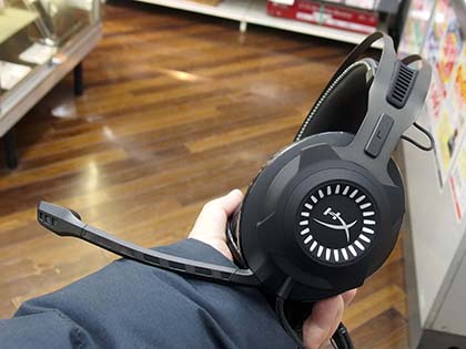 PS4にも対応したバーチャル7.1chヘッドセット「HyperX Cloud Revolver