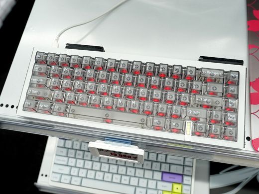 安定動作を謳うMelGeekのゲーミングキーボード「REAL67」、ソフマップ
