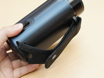 JVC、業界初4Kで防水/防塵/耐衝撃/耐低温“QUAD PROOF”ビデオカメラ。約