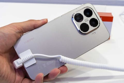 Xiaomi LEICAカメラ ホワイトスマートフォン 本体 Xiaomi LEICAカメラ