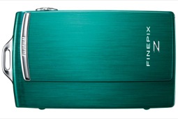 富士フイルム、自分撮り機能ミラー搭載の「FinePix Z110」 - デジカメ