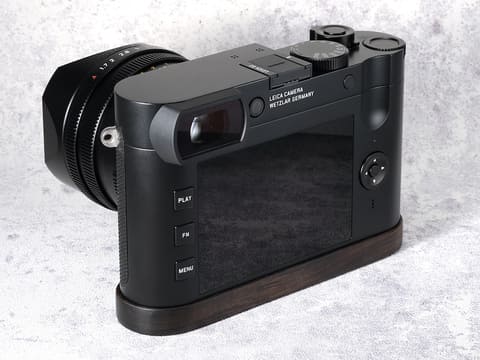 黒檀を使用したライカM10シリーズ/Q2用のウッドグリップ - デジカメ Watch