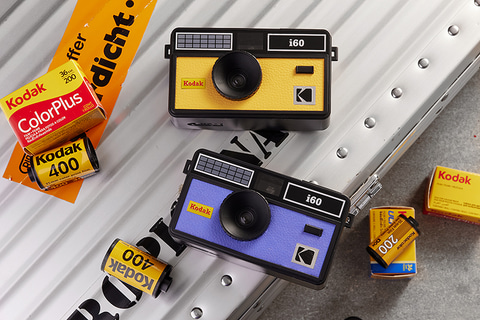 浅沼商会、フラッシュ内蔵の35mmフィルムカメラ「KODAK Film Camera