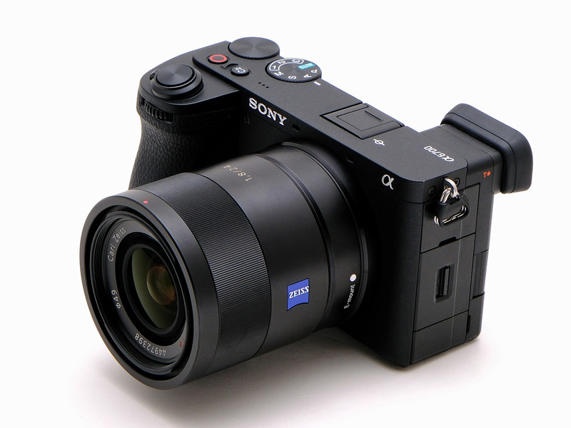 交換レンズレビュー：“小さくて軽い” 35mmAF単焦点レンズを一挙紹介