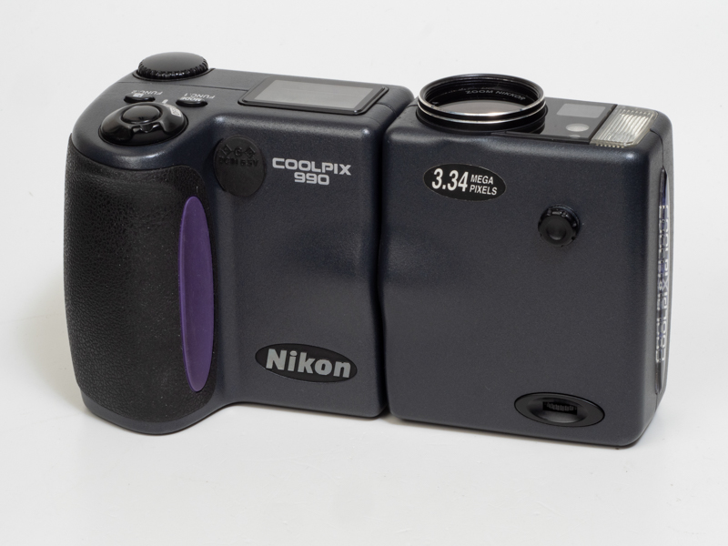 赤城耕一の「アカギカメラ」 116回：25年前のハイエンド機、ニコン