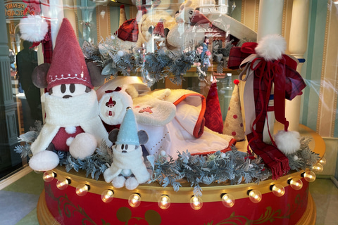 リルリンリン大量！ ディズニー、2025「クリスマス」最新グッズを撮り