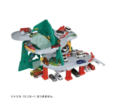 トミカ トンネルくぐって!やまのぼりドライブ」のクリスマスおもちゃ