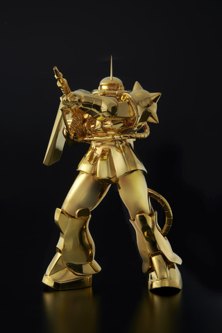 シャアも驚く純金仕様。ガンダムやシャアザクの純金像が数量限定で発売