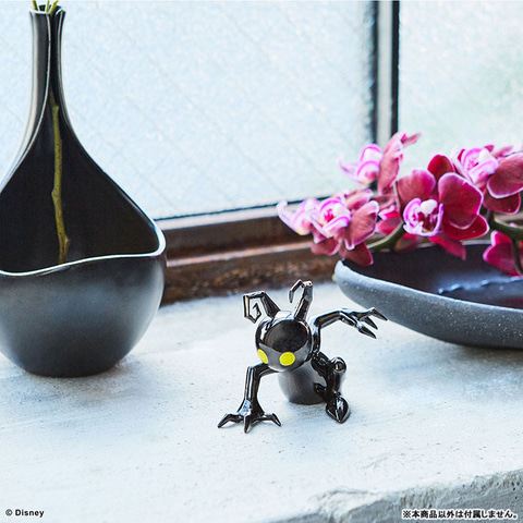 キングダム ハーツ」シリーズ、王様とシャドウがそれぞれメタル