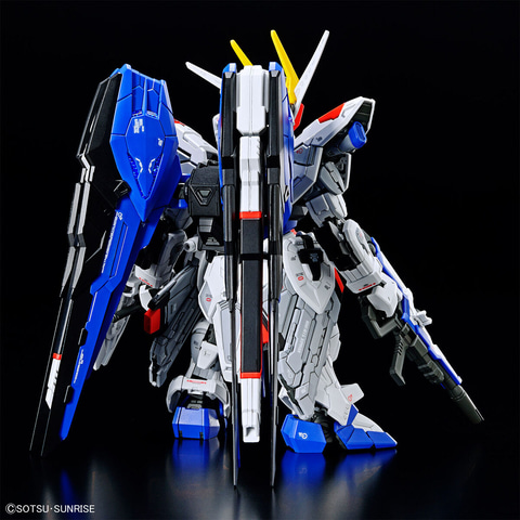 機動戦士ガンダムSEED」より「MGSD フリーダムガンダム」が登場